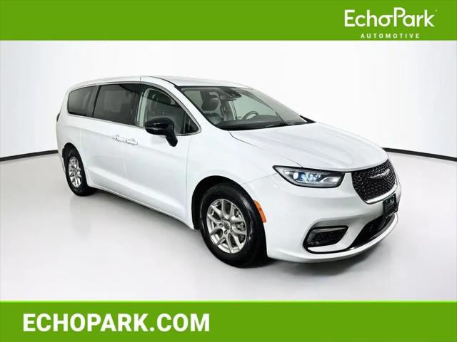 2024 Chrysler Pacifica Touring L for sale in San Antonio, TX