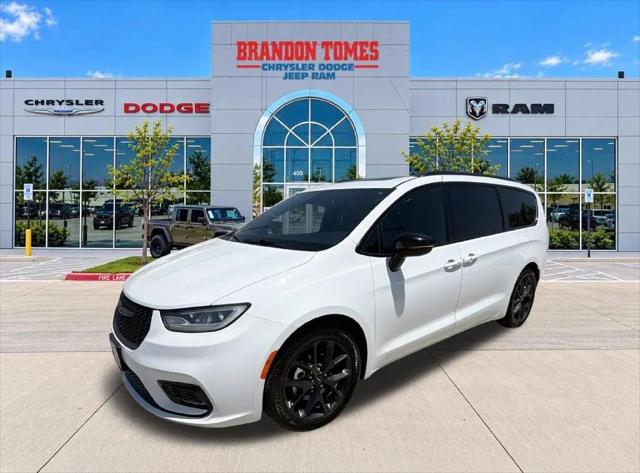2025 Chrysler Pacifica Limited for sale in McKinney, TX