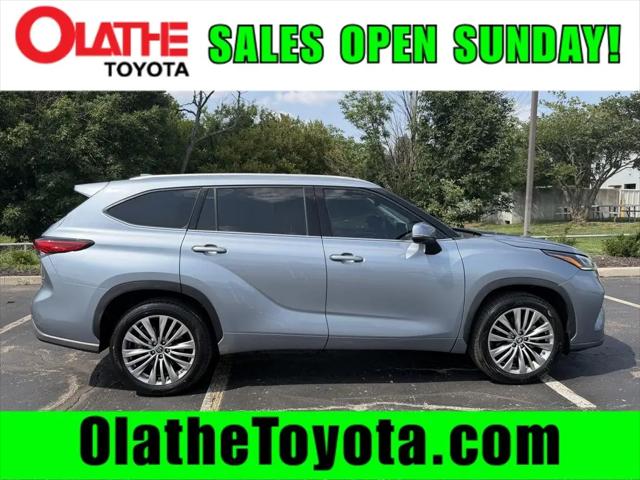 2022 Toyota Highlander Platinum for sale in Olathe, KS