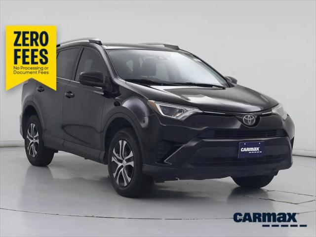 2018 Toyota RAV4 LE for sale in Irving, TX