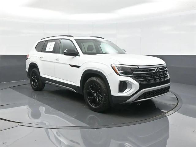 2024 Volkswagen Atlas 2.0T Peak Edition SE w/Technology for sale in Kansas City, MO