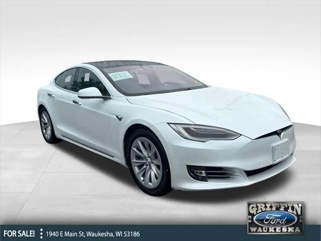 2018 Tesla Model S 75D for sale in Waukesha, WI