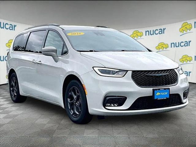 2021 Chrysler Pacifica Hybrid Touring for sale in Lowell, MA