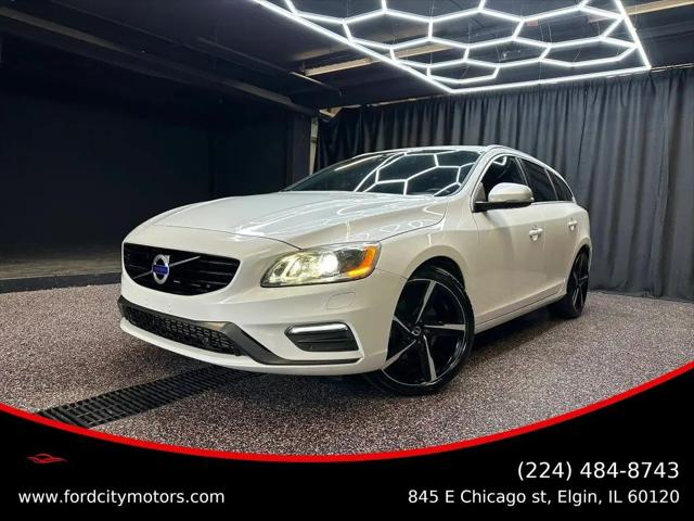 2016 Volvo V60 T6 Drive-E R-Design Platinum for sale in Elgin, IL