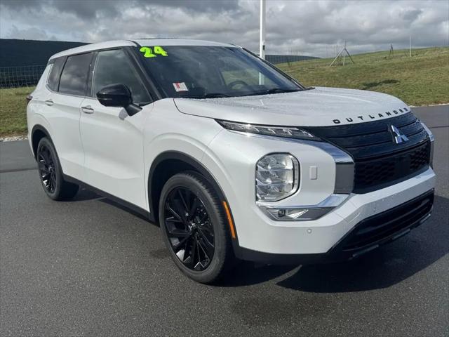 2024 Mitsubishi Outlander SE Black Edition w/Pano Roof S-AWC for sale in Muncy, PA