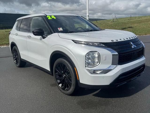 2024 Mitsubishi Outlander SE Black Edition w/Pano Roof S-AWC for sale in Muncy, PA