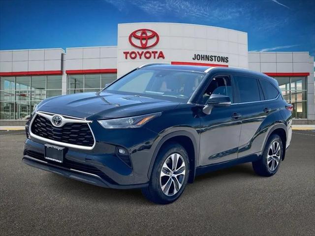 2023 Toyota Highlander XLE for sale in New Hampton, NY