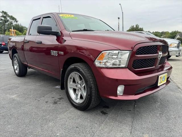 2018 Ram 1500 Express Quad Cab 4x4 64 Box for sale in Midlothian, IL