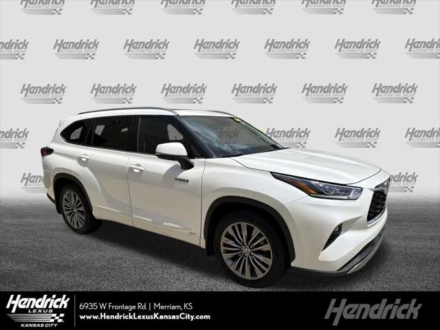 2021 Toyota Highlander Hybrid Platinum for sale in Merriam, KS