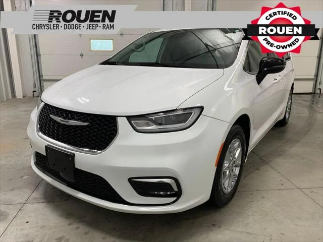 2024 Chrysler Pacifica Touring L for sale in Woodville, OH