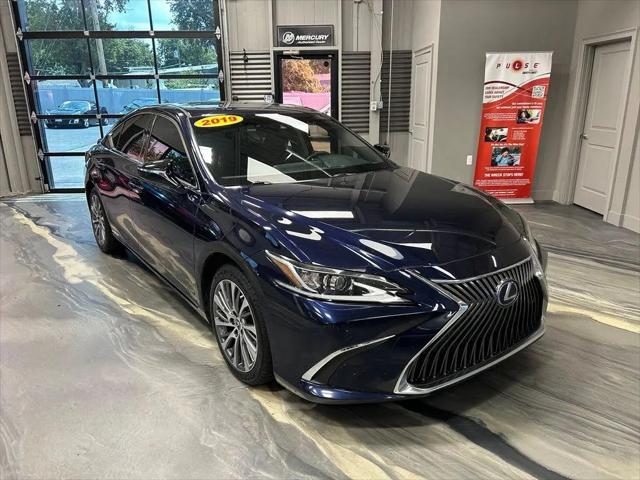 2019 Lexus ES 300h Base for sale near Milford, OH