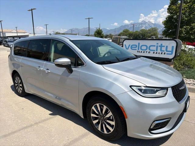 2023 Chrysler Pacifica Hybrid Touring L for sale in Draper, UT