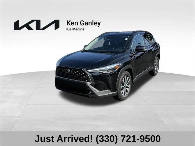 2023 Toyota Corolla Cross XLE for sale in Medina, OH