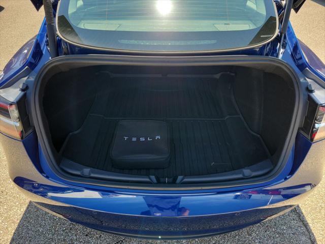 2022 Tesla Model 3 Long Range Dual Motor All-Wheel Drive