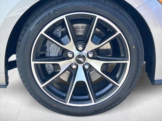 2021 Ford Mustang EcoBoost Fastback