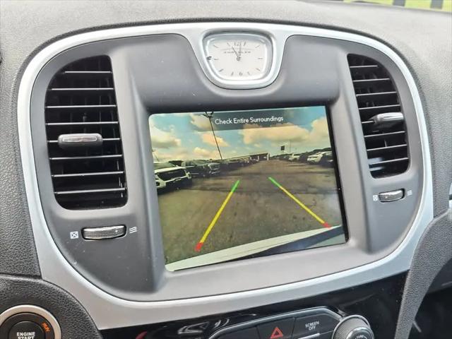2023 Chrysler 300 Touring