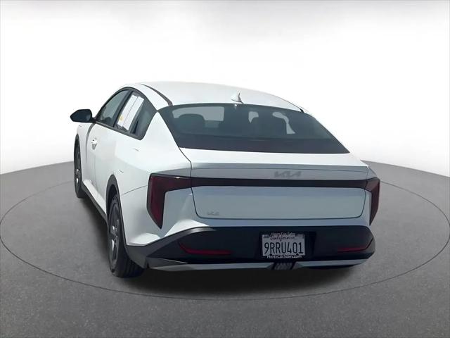 2025 Kia K4 LXS