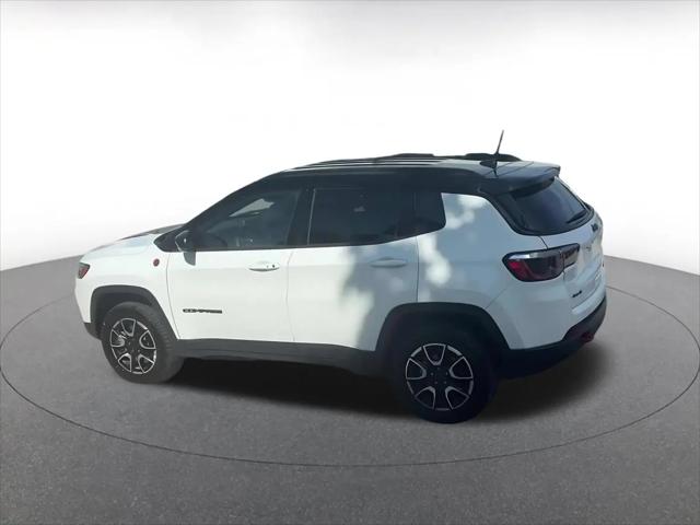 2025 Jeep Compass Trailhawk 4x4