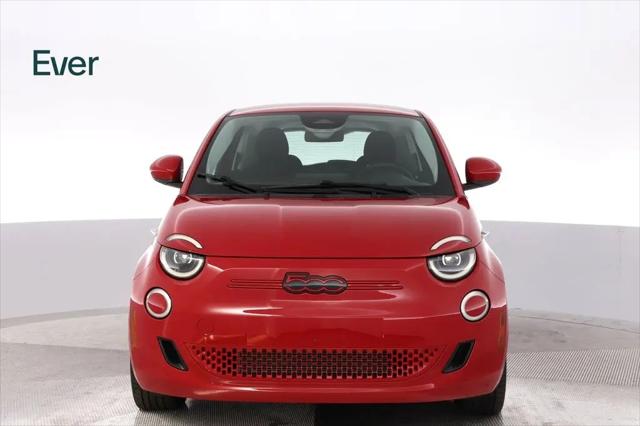 2024 Fiat 500e INSPIRED FWD