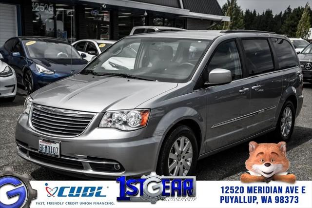 2016 Chrysler Town & Country Touring for sale in Puyallup, WA