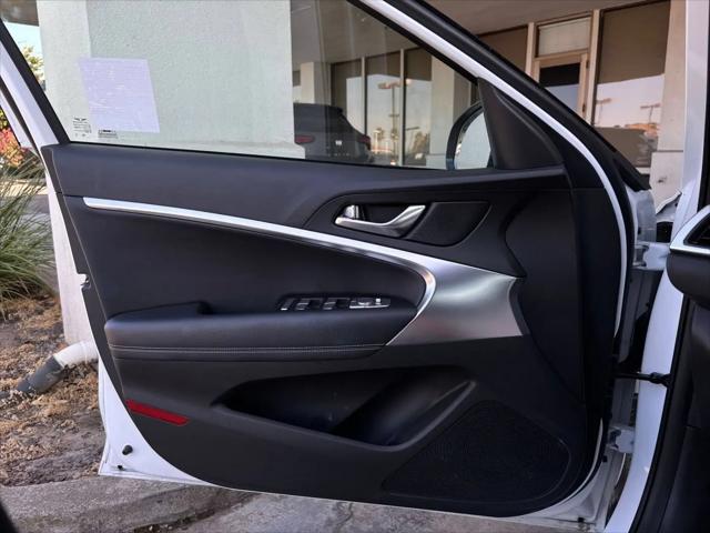 2026 Genesis G70 2.5T RWD