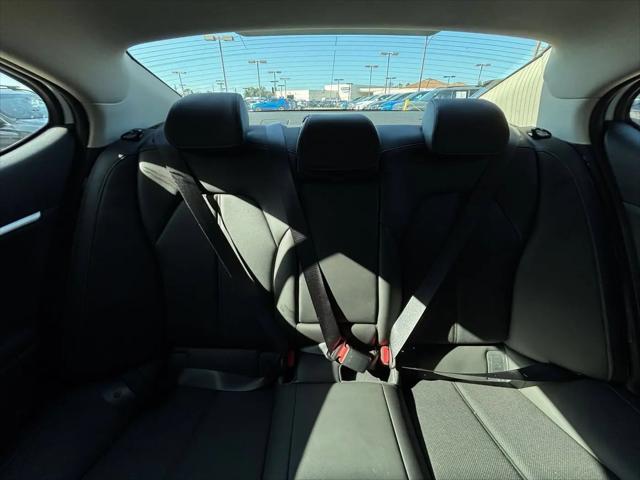 2026 Genesis G70 2.5T RWD