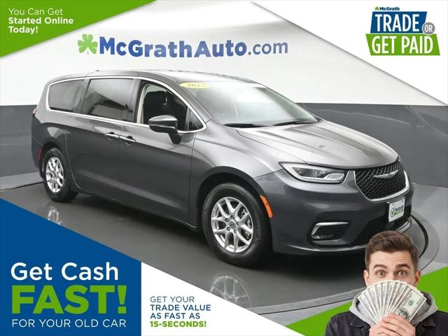 2023 Chrysler Pacifica Touring L for sale in Marion, IA