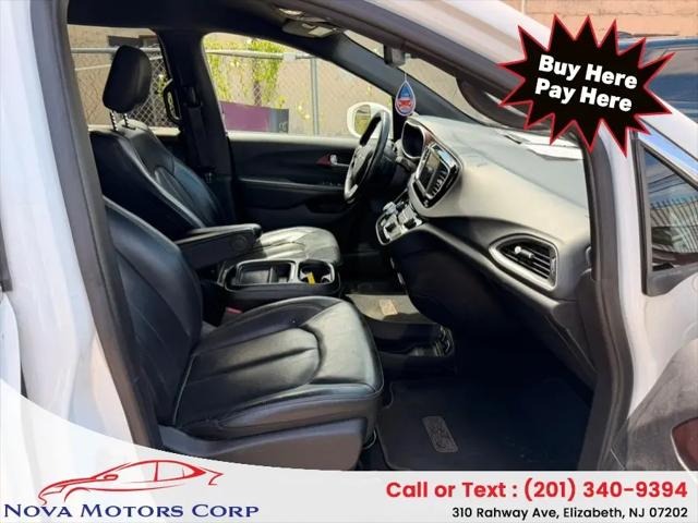 2020 Chrysler Pacifica 35th Anniversary Touring L