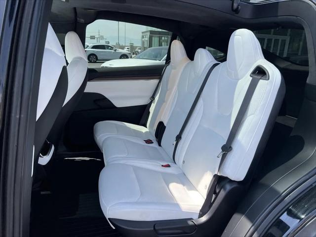 2023 Tesla Model X Standard Range