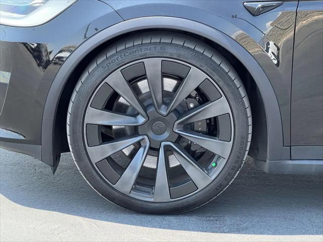 2023 Tesla Model X Standard Range