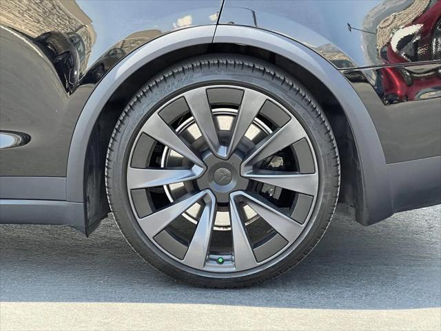 2023 Tesla Model X Standard Range