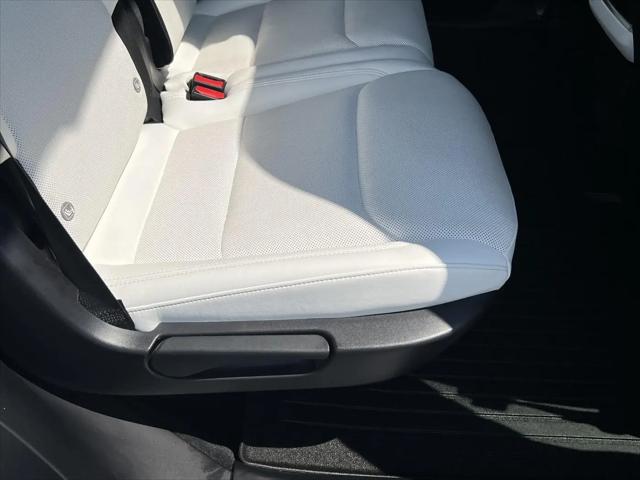 2023 Tesla Model X Standard Range