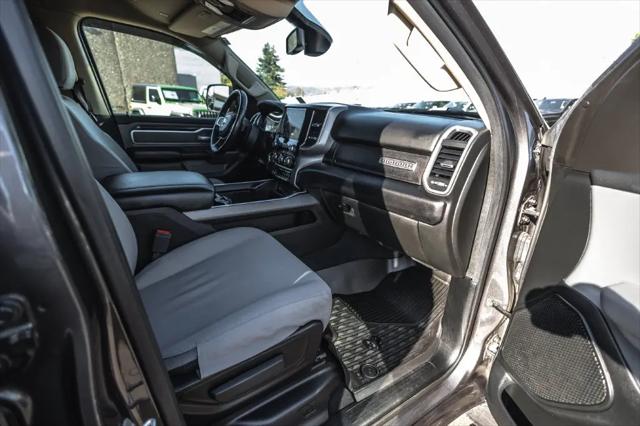 2019 Ram 1500 Big Horn/Lone Star Crew Cab 4x4 64 Box