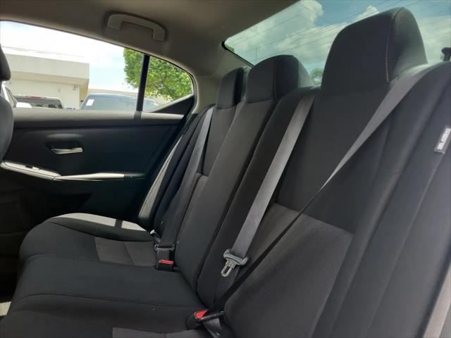 2023 Nissan Sentra SV Xtronic CVT