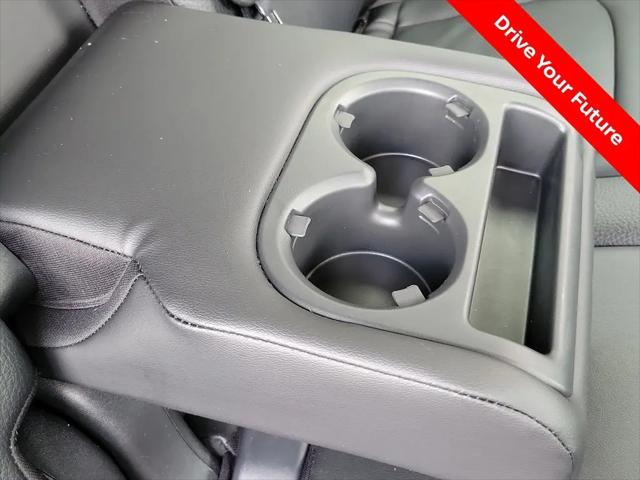 2025 Nissan Pathfinder SL FWD