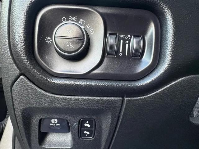2019 Ram 1500 Laramie Crew Cab 4x4 57 Box