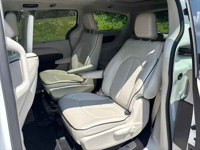 2021 Chrysler Pacifica Hybrid Limited
