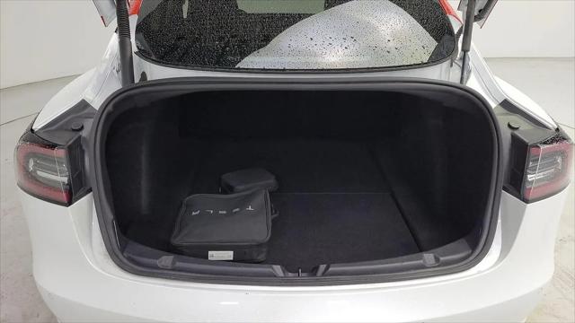 2021 Tesla Model 3 Standard Range Plus Rear-Wheel Drive
