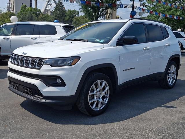 2023 Jeep Compass Latitude Lux FWD 2023 Jeep Compass Latitude Lux FWD