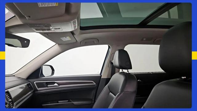 2020 Volkswagen Atlas 3.6L V6 SE w/Technology R-Line