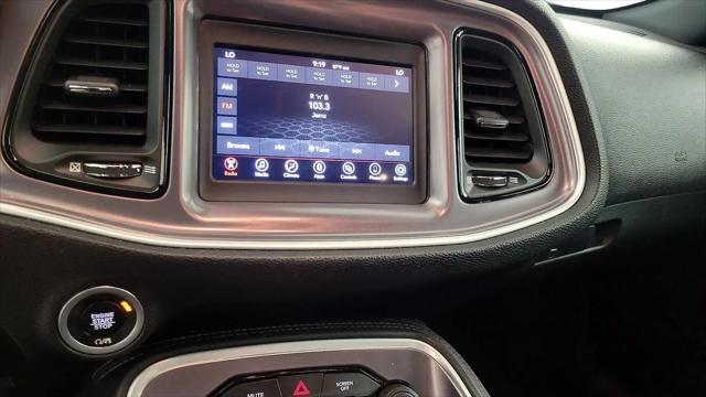 2021 Dodge Challenger SXT