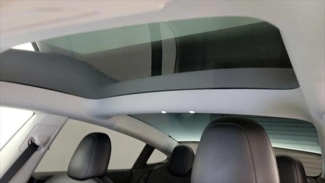 2022 Tesla Model 3 Long Range Dual Motor All-Wheel Drive