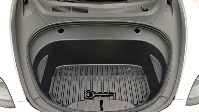 2022 Tesla Model 3 Long Range Dual Motor All-Wheel Drive