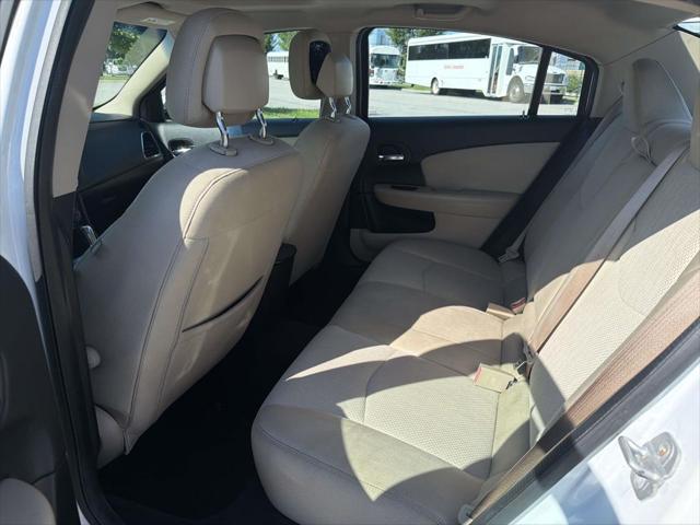 2013 Chrysler 200 Touring