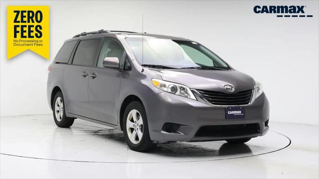 2014 Toyota Sienna LE V6 8 Passenger for sale in Hillside, IL