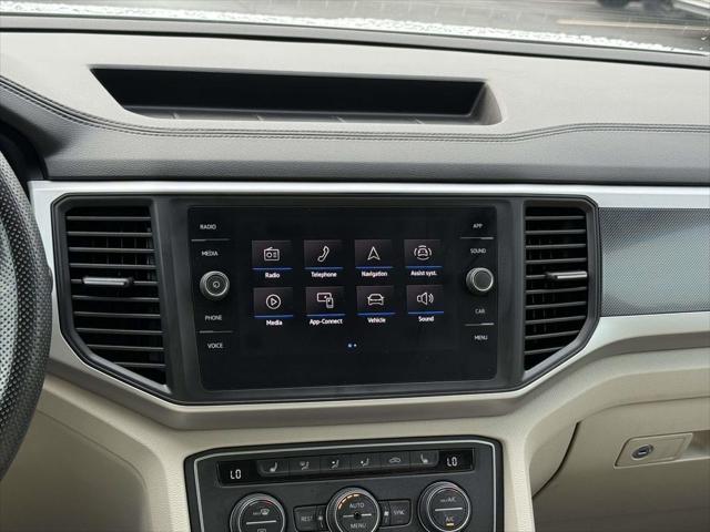2021 Volkswagen Atlas 3.6L V6 SE w/Technology R-Line 2021 Volkswagen Atlas 3.6L V6 SE w/Technology R-Line