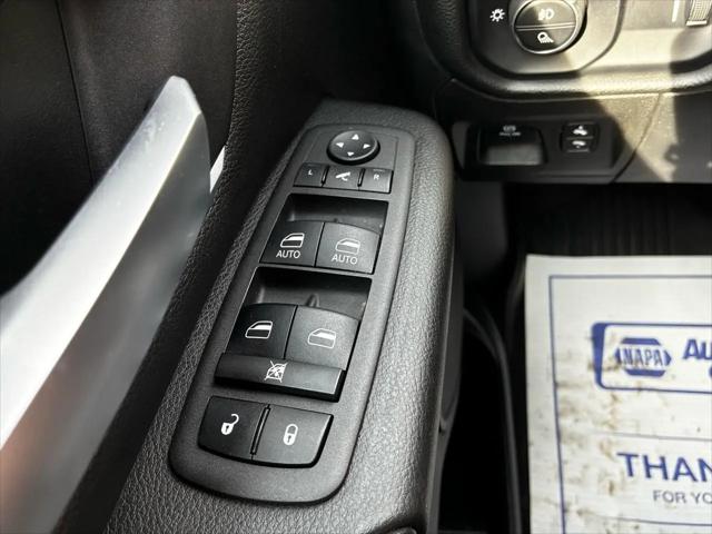 2023 Ram 1500 Big Horn Crew Cab 4x4 57 Box