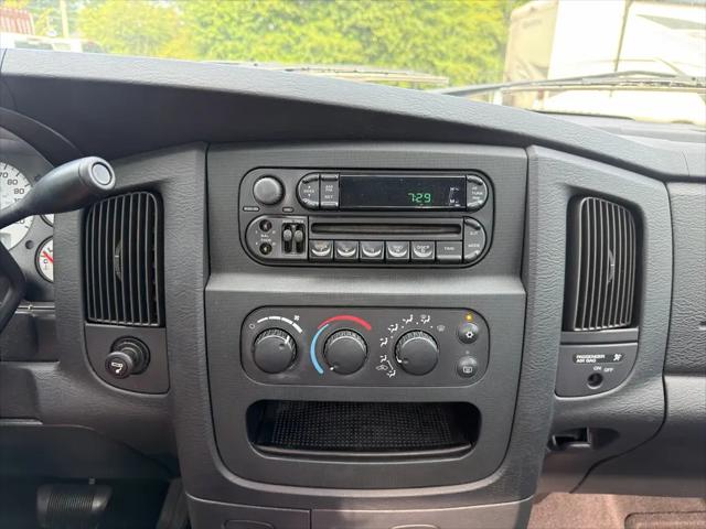 2004 Dodge Ram 1500 SLT/Laramie