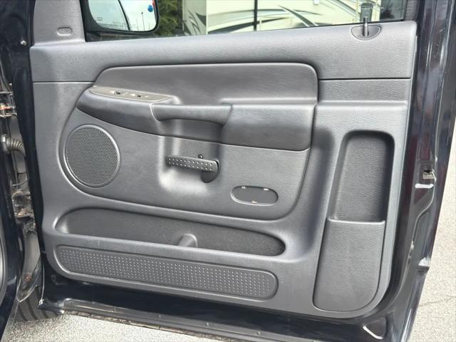 2004 Dodge Ram 1500 SLT/Laramie