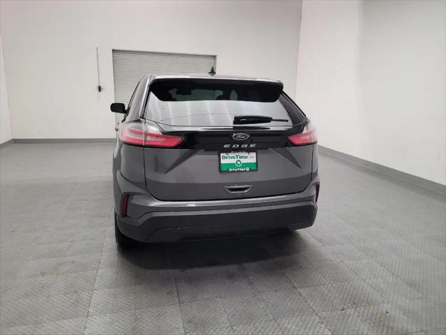 2021 Ford Edge SE